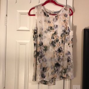 Simply Vera by Vera wang sleeveless blouse